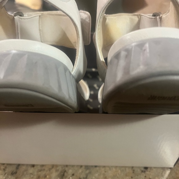 Women sandals - Picture 5 of 9